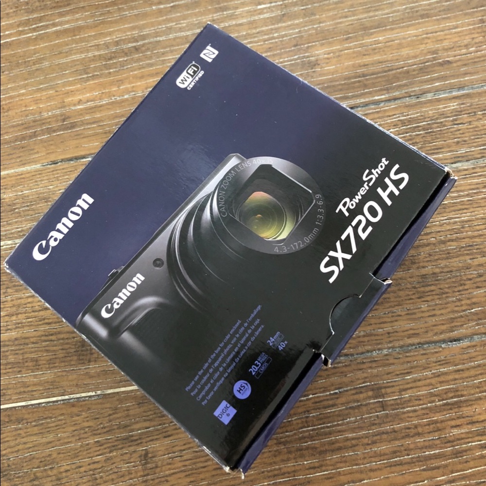 Used Canon PowerShot Camera - Black